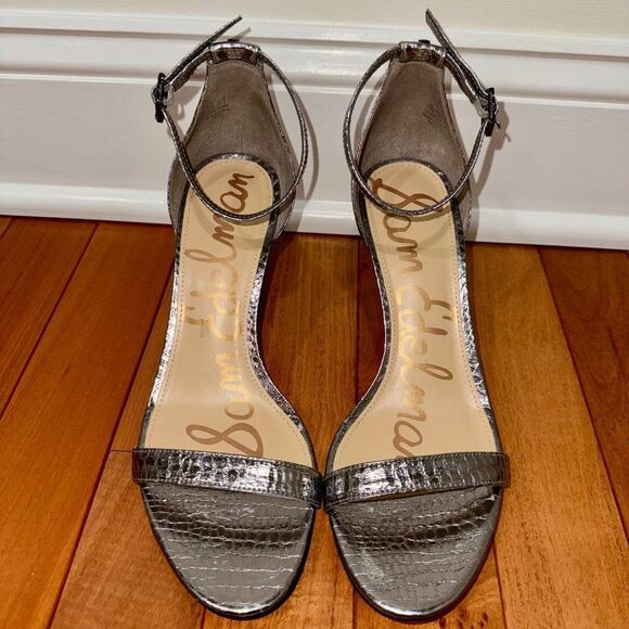 Sam Edelman Metallic Pewter Silver Crocodile Print Patti Sandals - Picture 2 of 9